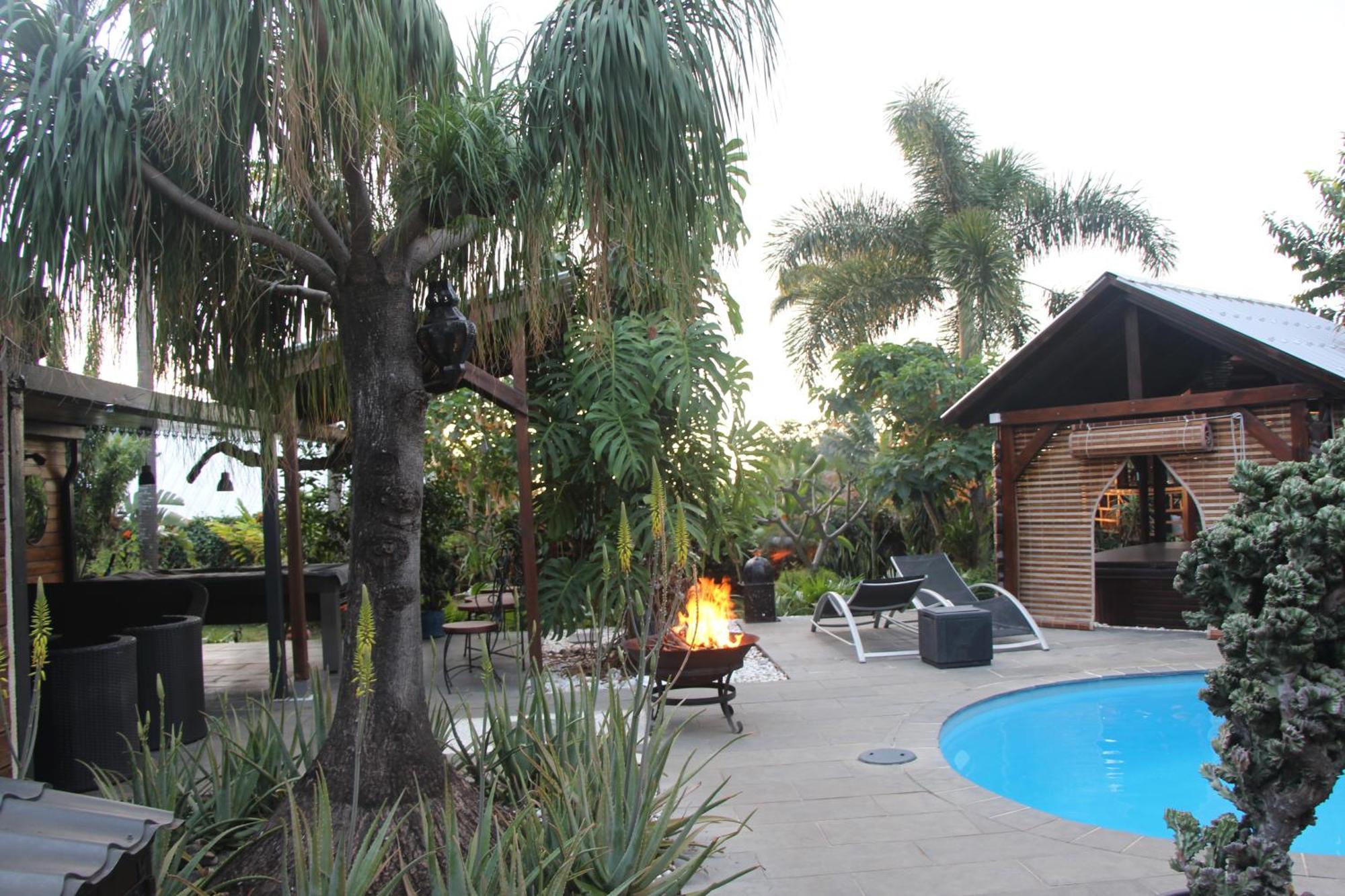 La Liane De Jade 974-Lodge Le Palissandre - Jacuzzi Privatif - Piscine Chauffee Le Bois de Nefles  Экстерьер фото