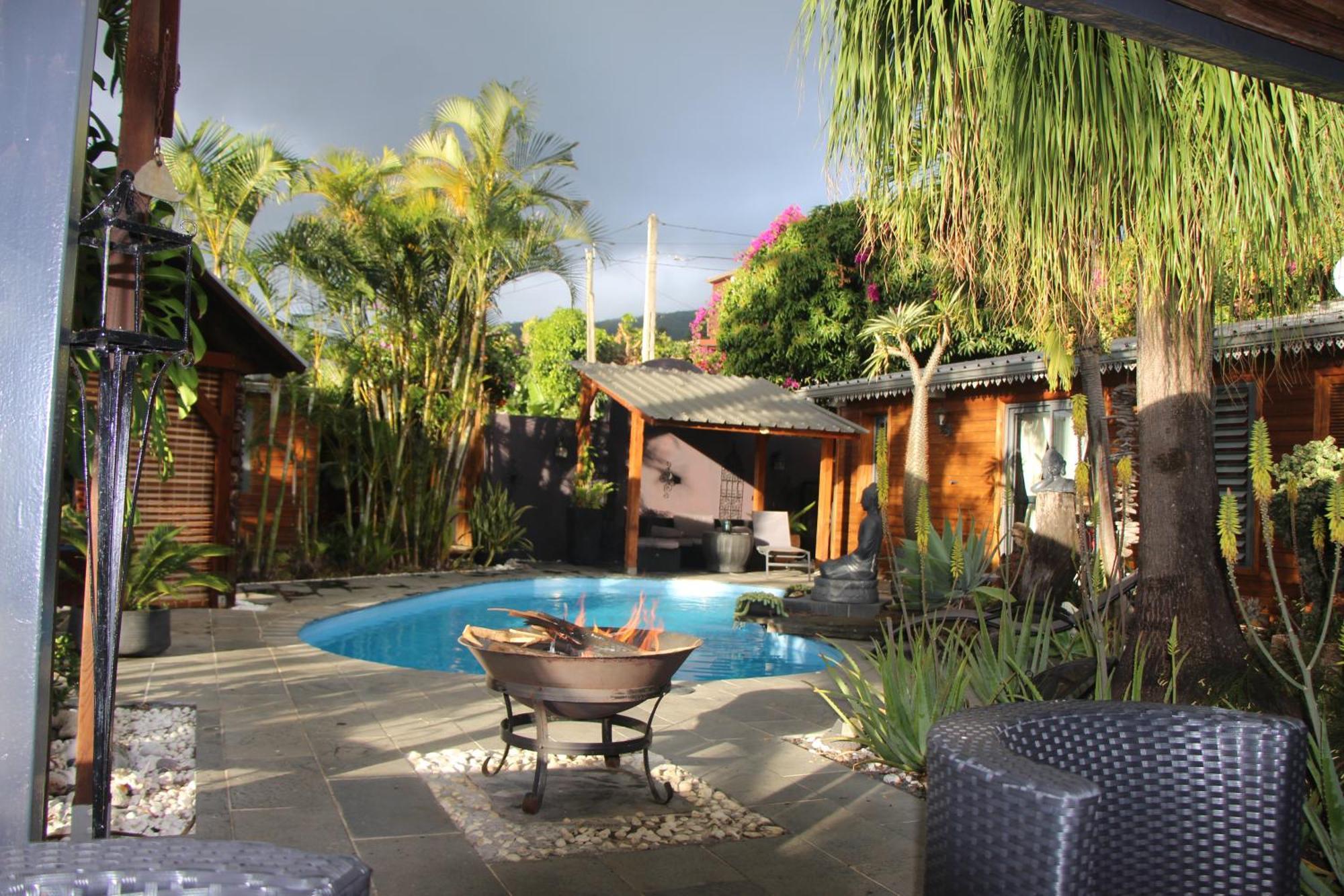 La Liane De Jade 974-Lodge Le Palissandre - Jacuzzi Privatif - Piscine Chauffee Le Bois de Nefles  Экстерьер фото